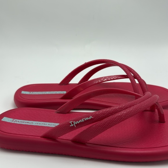 Ipanema pink flip flops size 8 - Picture 4 of 5